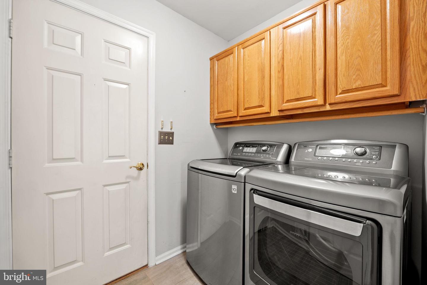 9615 LINDEN WOOD RD, MANASSAS, Virginia 20111, 5 Bedrooms Bedrooms, 13 Rooms Rooms,3 BathroomsBathrooms,Residential,For sale,9615 LINDEN WOOD RD,VAPW2106536 MLS # VAPW2106536