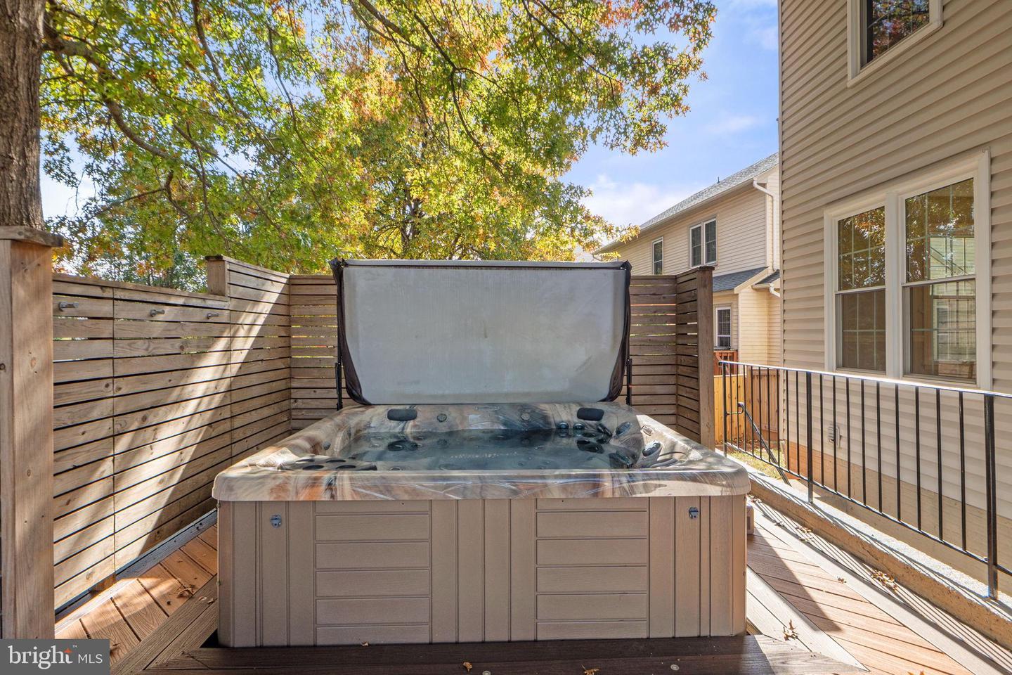 9615 LINDEN WOOD RD, MANASSAS, Virginia 20111, 5 Bedrooms Bedrooms, 13 Rooms Rooms,3 BathroomsBathrooms,Residential,For sale,9615 LINDEN WOOD RD,VAPW2106536 MLS # VAPW2106536