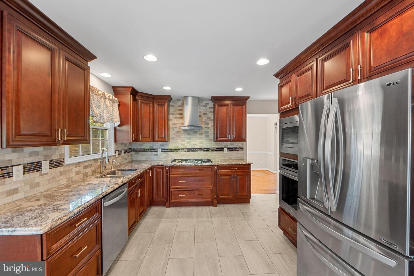 9615 LINDEN WOOD RD, MANASSAS, Virginia 20111, 5 Bedrooms Bedrooms, 13 Rooms Rooms,3 BathroomsBathrooms,Residential,For sale,9615 LINDEN WOOD RD,VAPW2106536 MLS # VAPW2106536