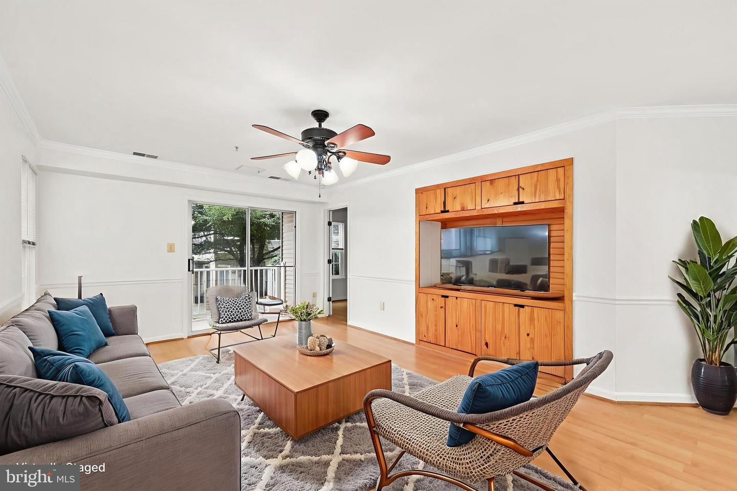 1037 GARDENVIEW LOOP #101, WOODBRIDGE, Virginia 22191, 2 Bedrooms Bedrooms, ,2 BathroomsBathrooms,Residential,For sale,1037 GARDENVIEW LOOP #101,VAPW2106540 MLS # VAPW2106540