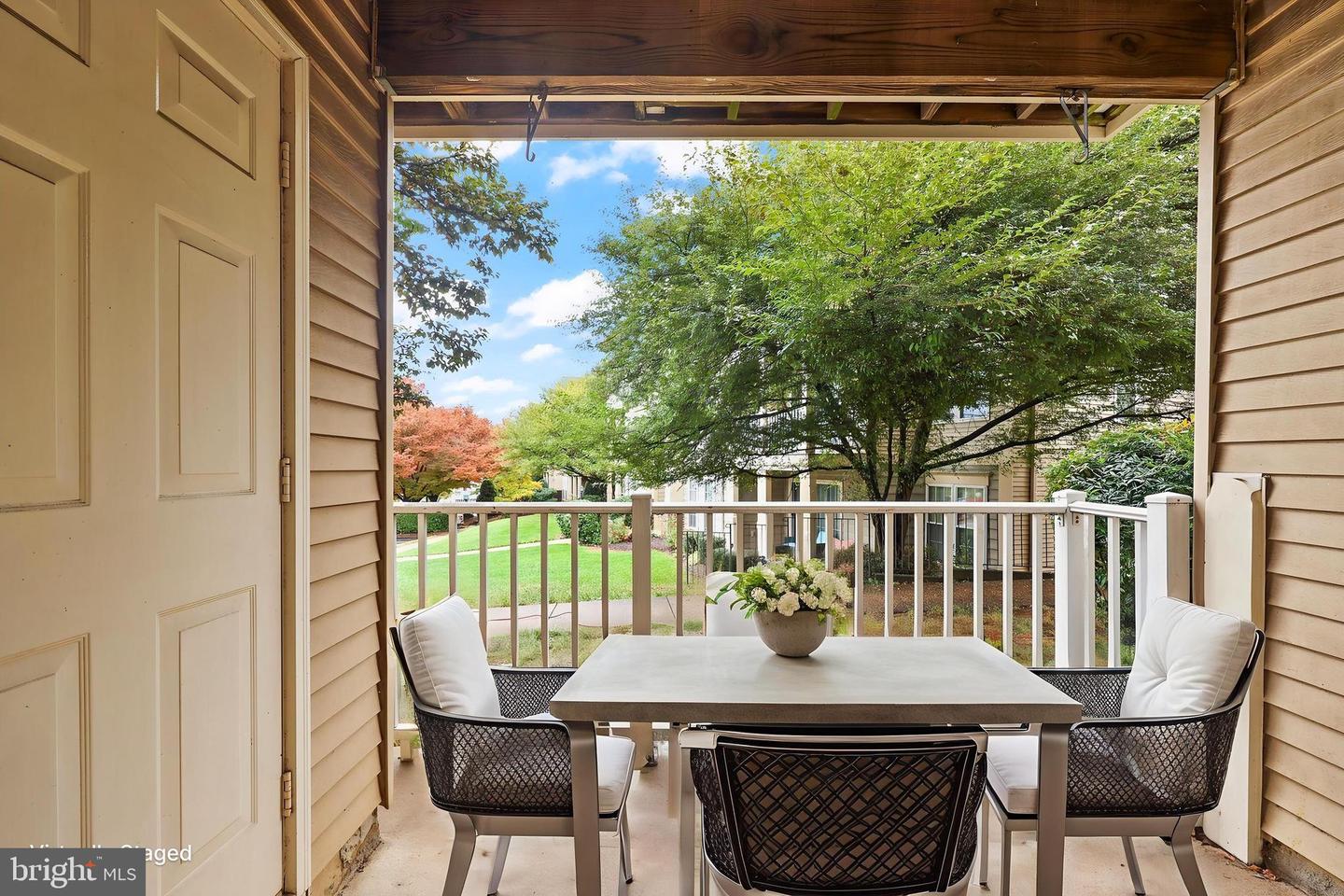 1037 GARDENVIEW LOOP #101, WOODBRIDGE, Virginia 22191, 2 Bedrooms Bedrooms, ,2 BathroomsBathrooms,Residential,For sale,1037 GARDENVIEW LOOP #101,VAPW2106540 MLS # VAPW2106540