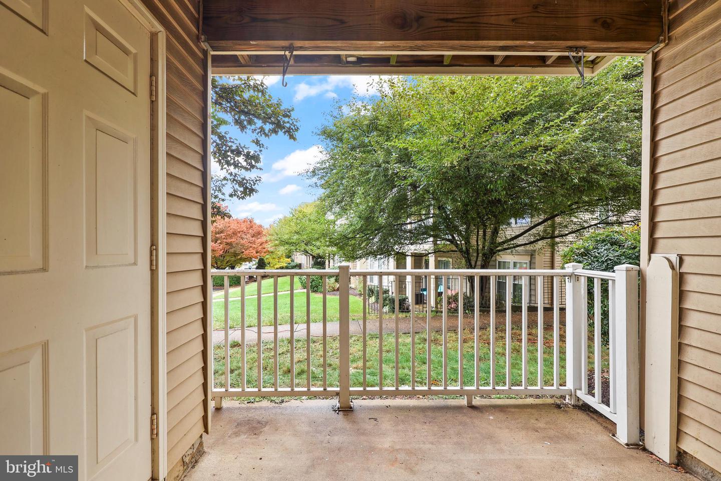 1037 GARDENVIEW LOOP #101, WOODBRIDGE, Virginia 22191, 2 Bedrooms Bedrooms, ,2 BathroomsBathrooms,Residential,For sale,1037 GARDENVIEW LOOP #101,VAPW2106540 MLS # VAPW2106540