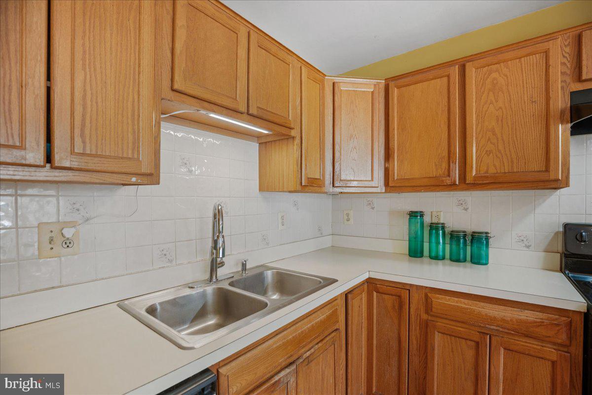 201 STONEY BROOK CT, STAFFORD, Virginia 22554, 3 Bedrooms Bedrooms, ,3 BathroomsBathrooms,Residential,For sale,201 STONEY BROOK CT,VAST2043728 MLS # VAST2043728