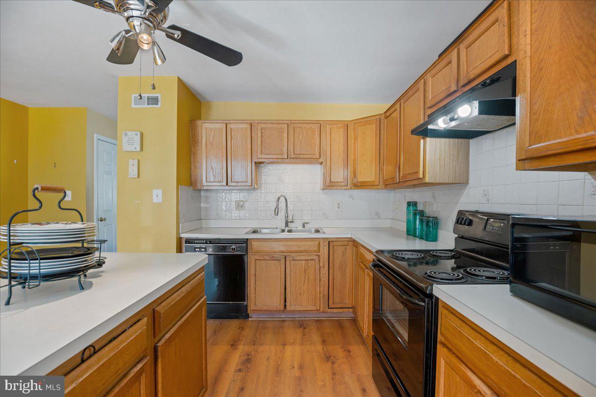 201 STONEY BROOK CT, STAFFORD, Virginia 22554, 3 Bedrooms Bedrooms, ,3 BathroomsBathrooms,Residential,For sale,201 STONEY BROOK CT,VAST2043728 MLS # VAST2043728