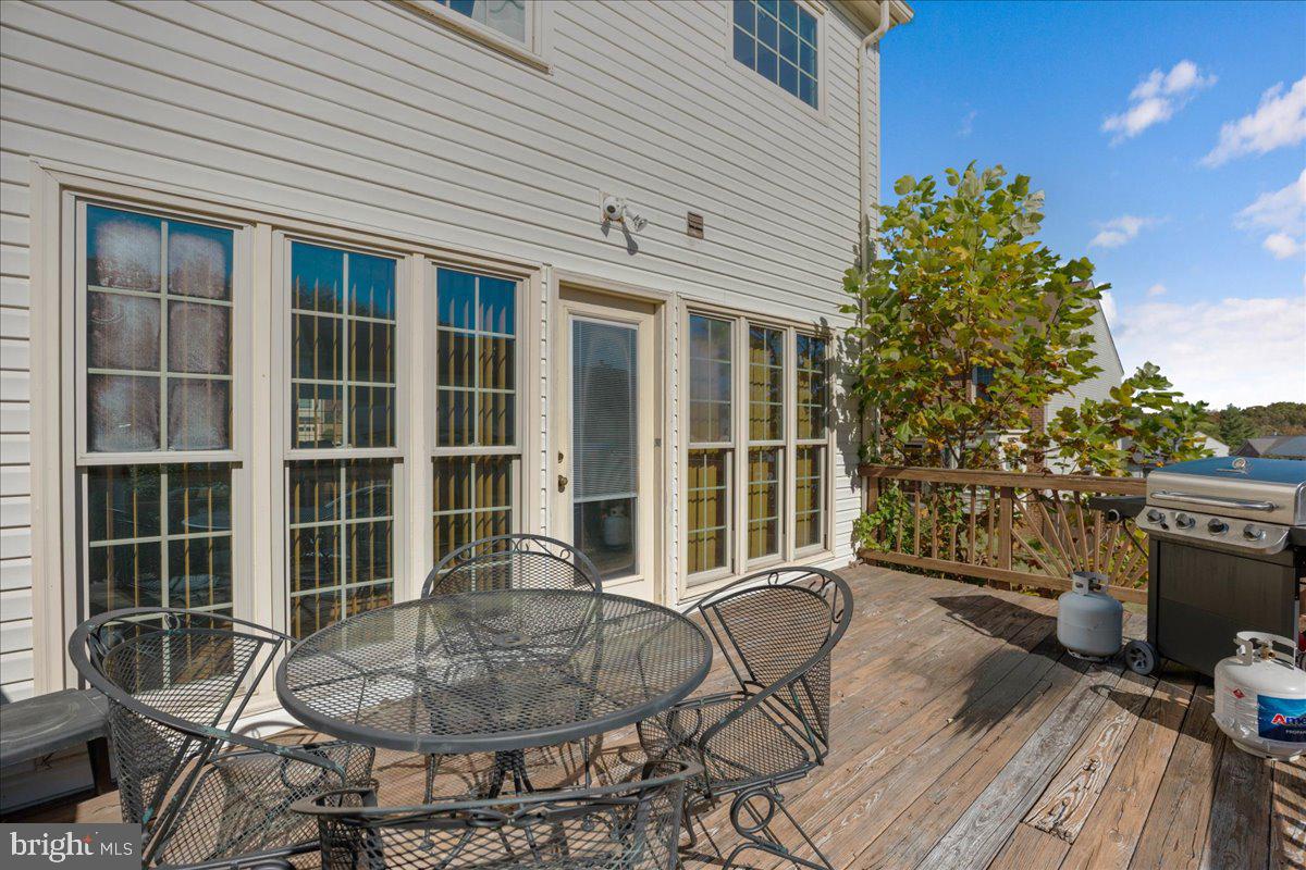 201 STONEY BROOK CT, STAFFORD, Virginia 22554, 3 Bedrooms Bedrooms, ,3 BathroomsBathrooms,Residential,For sale,201 STONEY BROOK CT,VAST2043728 MLS # VAST2043728