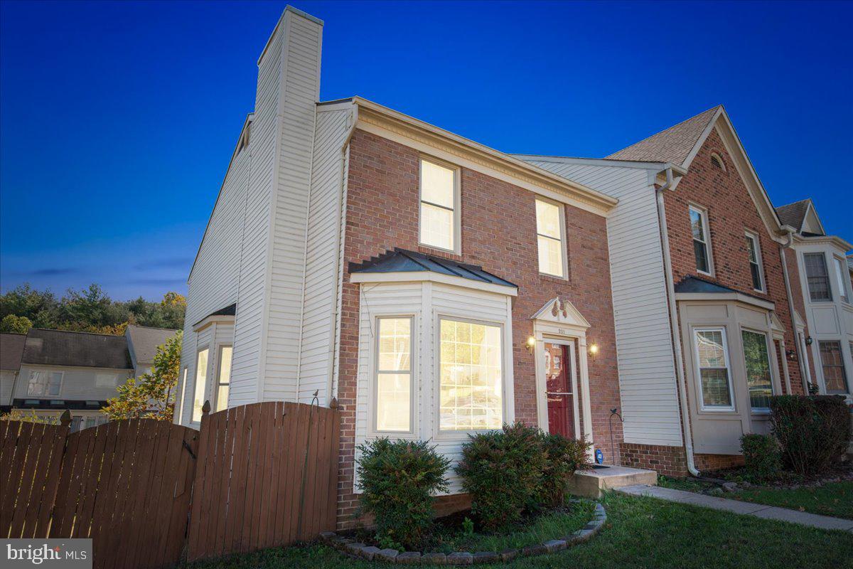 201 STONEY BROOK CT, STAFFORD, Virginia 22554, 3 Bedrooms Bedrooms, ,3 BathroomsBathrooms,Residential,For sale,201 STONEY BROOK CT,VAST2043728 MLS # VAST2043728