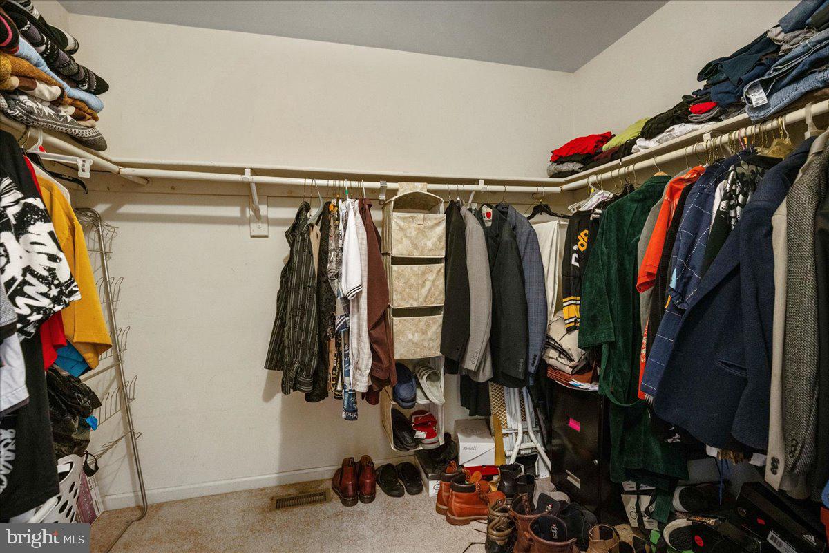 201 STONEY BROOK CT, STAFFORD, Virginia 22554, 3 Bedrooms Bedrooms, ,3 BathroomsBathrooms,Residential,For sale,201 STONEY BROOK CT,VAST2043728 MLS # VAST2043728