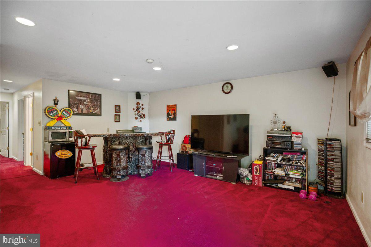 201 STONEY BROOK CT, STAFFORD, Virginia 22554, 3 Bedrooms Bedrooms, ,3 BathroomsBathrooms,Residential,For sale,201 STONEY BROOK CT,VAST2043728 MLS # VAST2043728