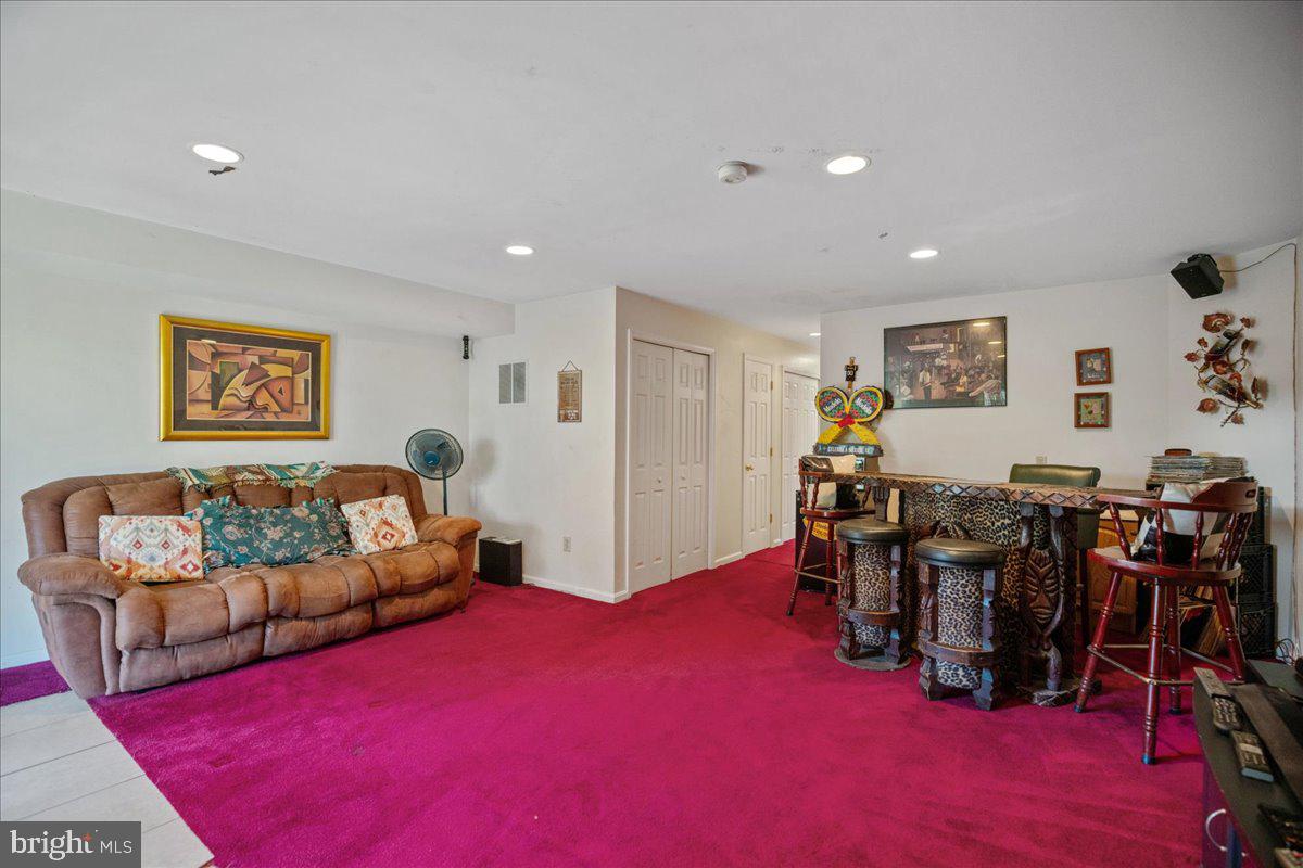 201 STONEY BROOK CT, STAFFORD, Virginia 22554, 3 Bedrooms Bedrooms, ,3 BathroomsBathrooms,Residential,For sale,201 STONEY BROOK CT,VAST2043728 MLS # VAST2043728