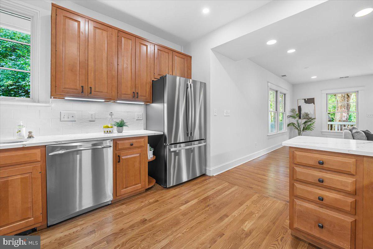 4937 BRANDYWINE ST NW, WASHINGTON, District Of Columbia 20016, 5 Bedrooms Bedrooms, ,3 BathroomsBathrooms,Residential,For sale,4937 BRANDYWINE ST NW,DCDC2228382 MLS # DCDC2228382