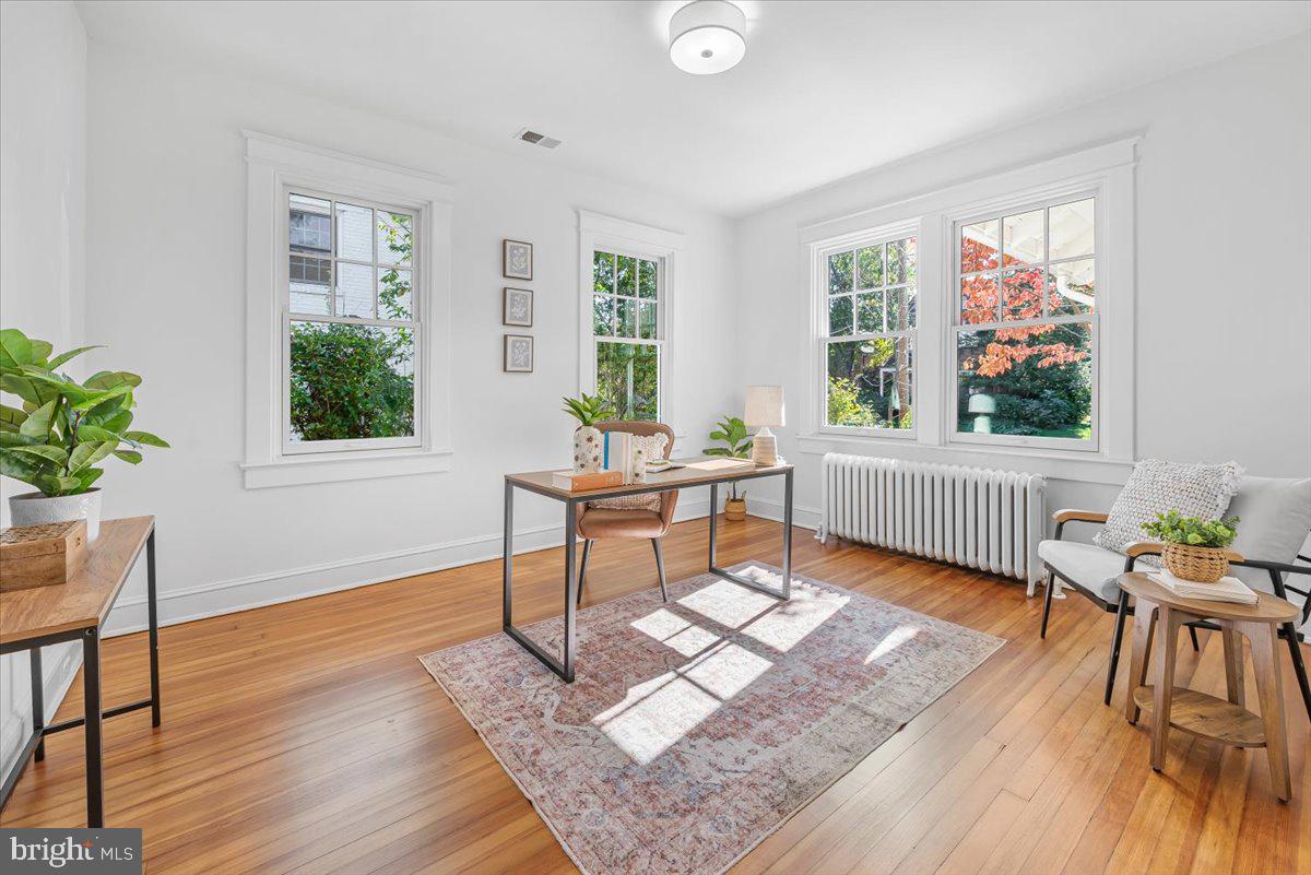 4937 BRANDYWINE ST NW, WASHINGTON, District Of Columbia 20016, 5 Bedrooms Bedrooms, ,3 BathroomsBathrooms,Residential,For sale,4937 BRANDYWINE ST NW,DCDC2228382 MLS # DCDC2228382