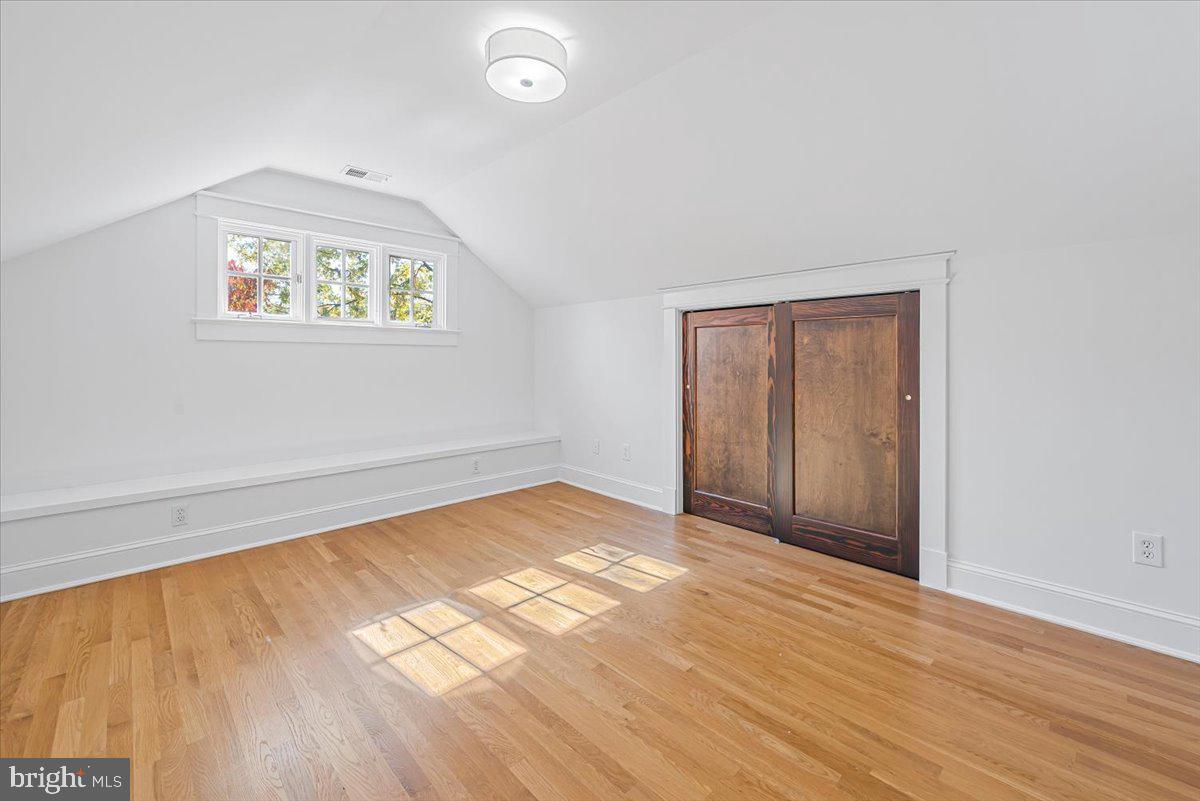 4937 BRANDYWINE ST NW, WASHINGTON, District Of Columbia 20016, 5 Bedrooms Bedrooms, ,3 BathroomsBathrooms,Residential,For sale,4937 BRANDYWINE ST NW,DCDC2228382 MLS # DCDC2228382