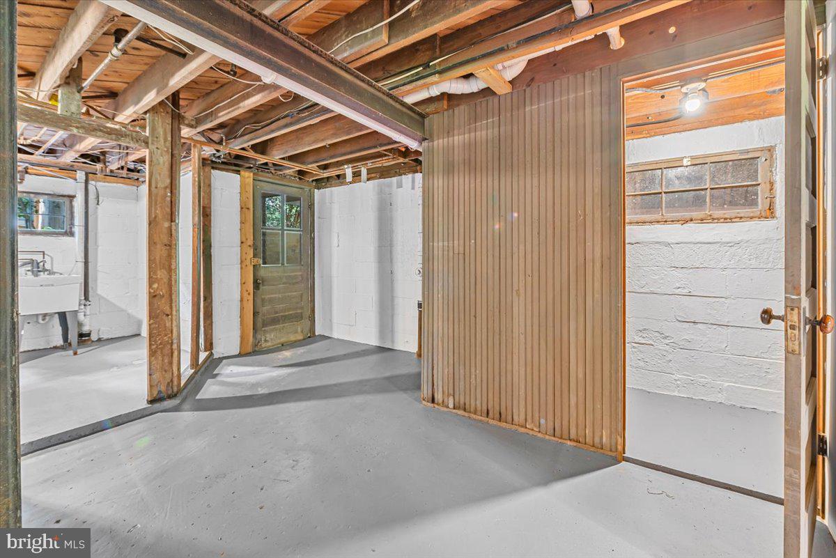 4937 BRANDYWINE ST NW, WASHINGTON, District Of Columbia 20016, 5 Bedrooms Bedrooms, ,3 BathroomsBathrooms,Residential,For sale,4937 BRANDYWINE ST NW,DCDC2228382 MLS # DCDC2228382