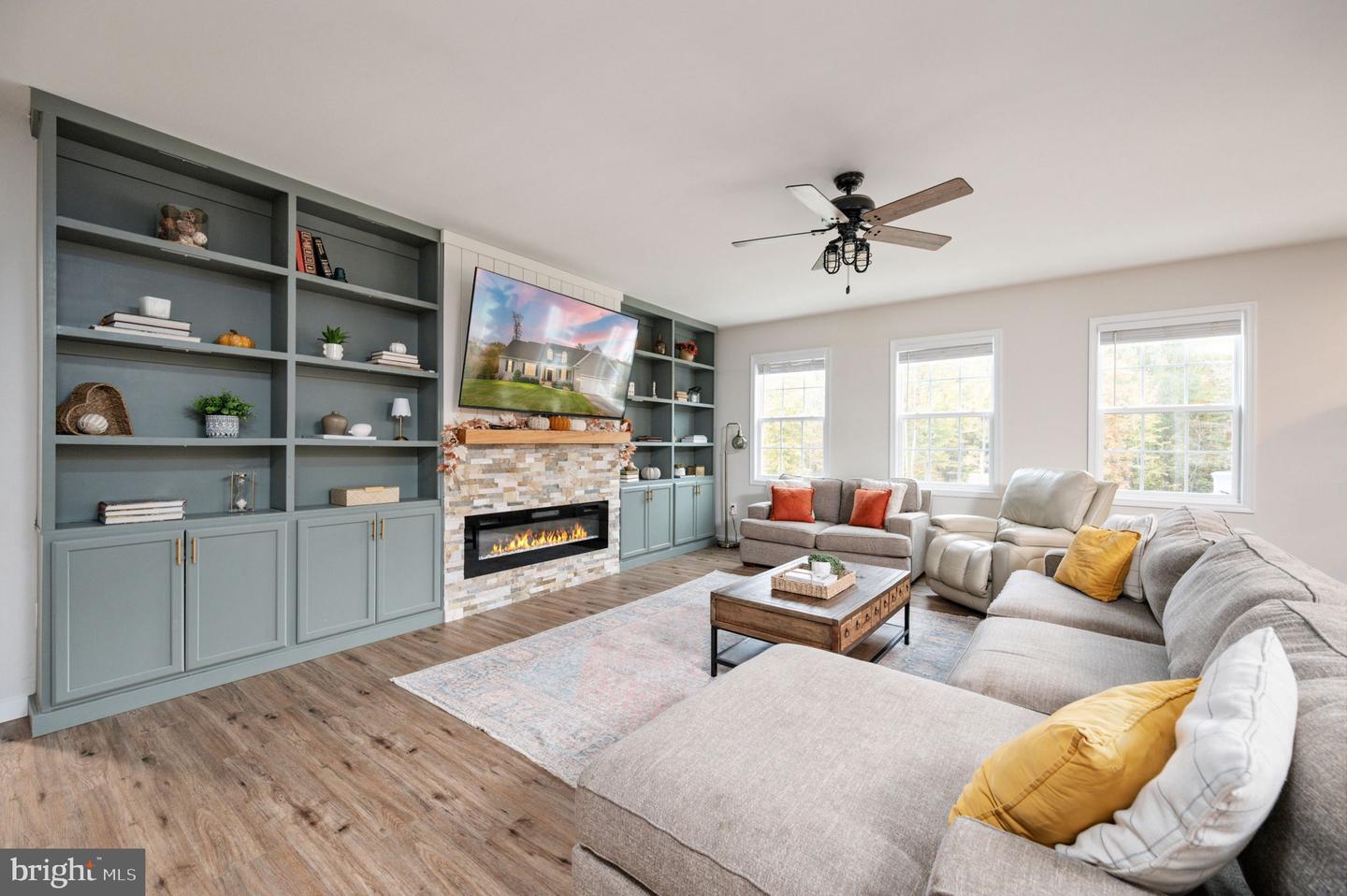 151 MOFFETT LN, FREDERICKSBURG, Virginia 22406, 5 Bedrooms Bedrooms, 13 Rooms Rooms,4 BathroomsBathrooms,Residential,For sale,151 MOFFETT LN,VAST2043732 MLS # VAST2043732