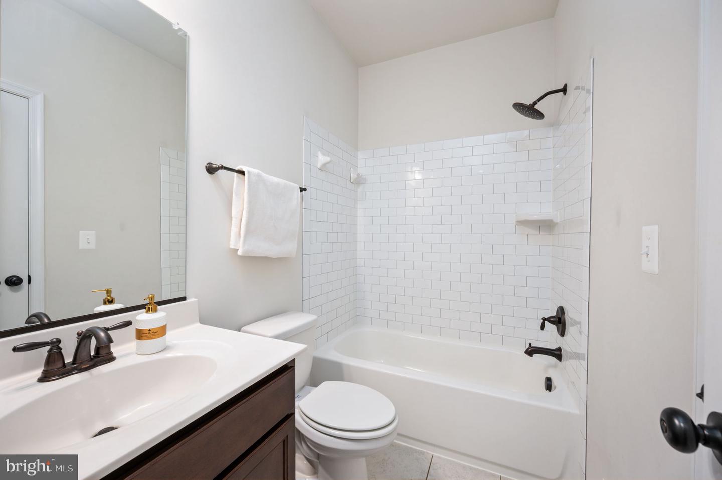 151 MOFFETT LN, FREDERICKSBURG, Virginia 22406, 5 Bedrooms Bedrooms, 13 Rooms Rooms,4 BathroomsBathrooms,Residential,For sale,151 MOFFETT LN,VAST2043732 MLS # VAST2043732