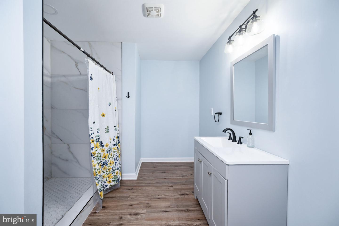 151 MOFFETT LN, FREDERICKSBURG, Virginia 22406, 5 Bedrooms Bedrooms, 13 Rooms Rooms,4 BathroomsBathrooms,Residential,For sale,151 MOFFETT LN,VAST2043732 MLS # VAST2043732