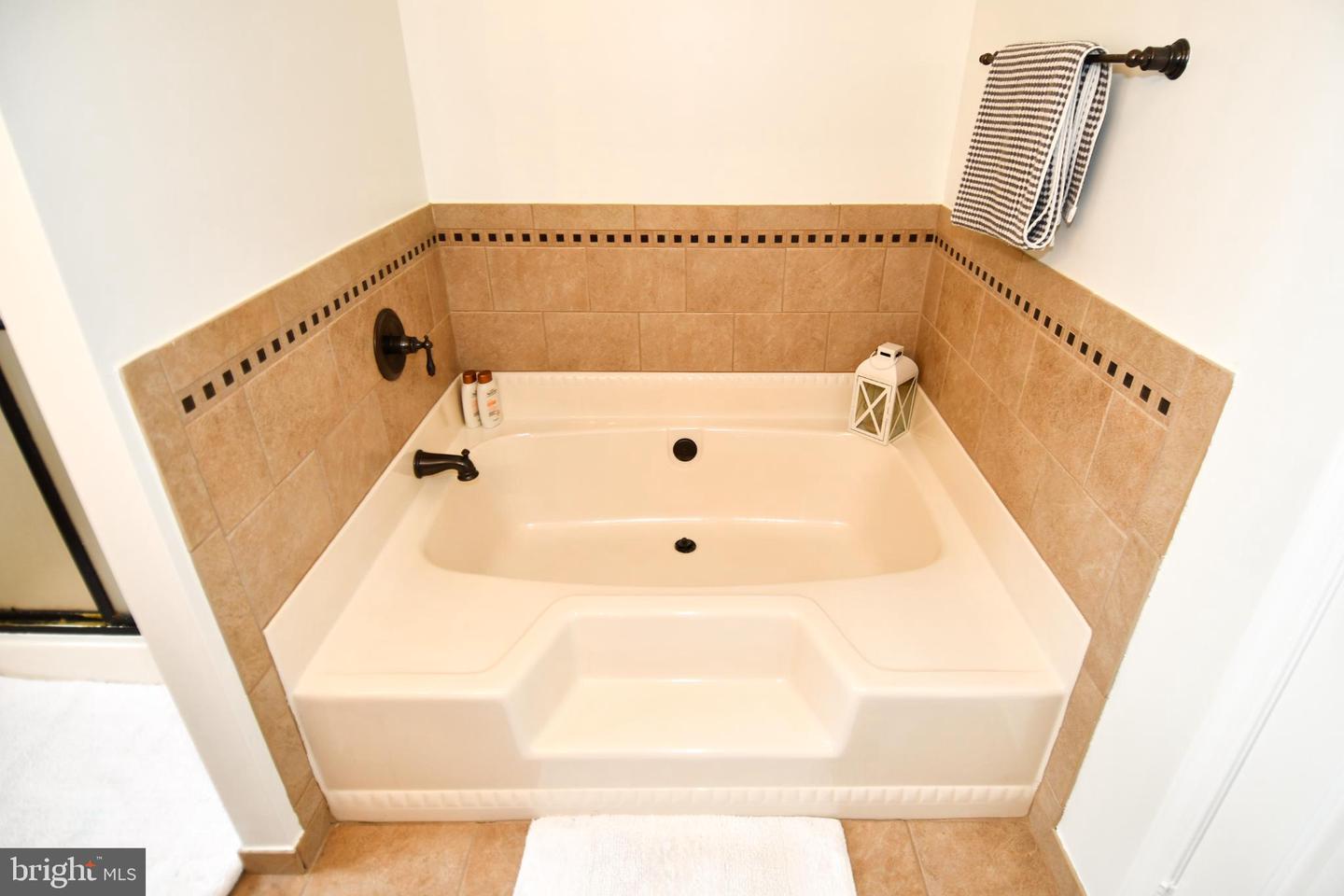 46699 PARAGON TER, STERLING, Virginia 20164, 4 Bedrooms Bedrooms, 8 Rooms Rooms,2 BathroomsBathrooms,Residential,For sale,46699 PARAGON TER,VALO2109434 MLS # VALO2109434