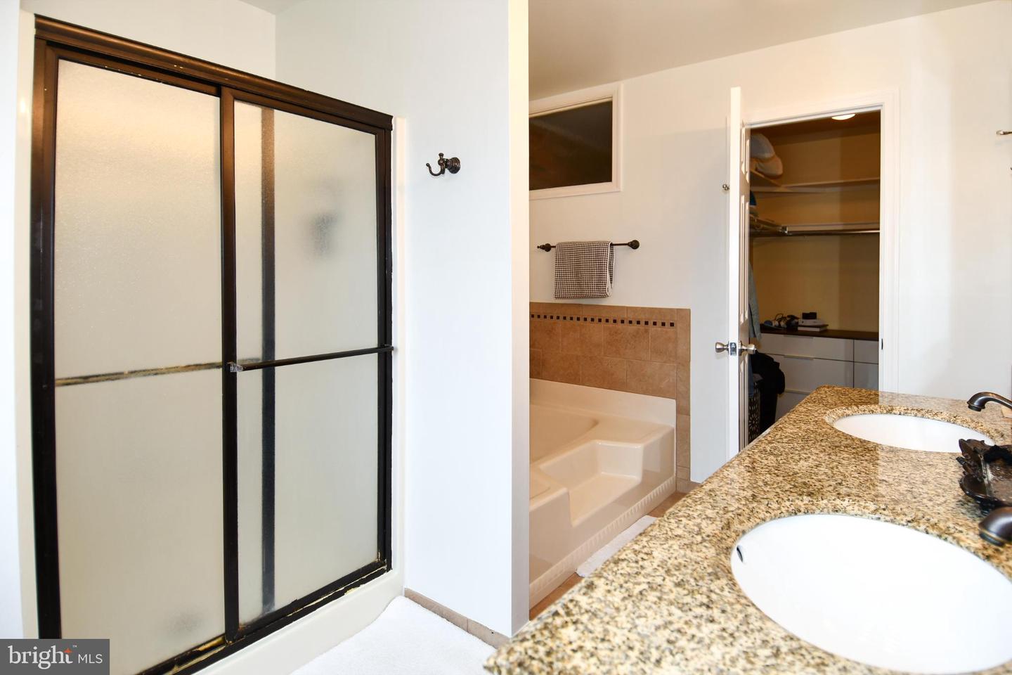 46699 PARAGON TER, STERLING, Virginia 20164, 4 Bedrooms Bedrooms, 8 Rooms Rooms,2 BathroomsBathrooms,Residential,For sale,46699 PARAGON TER,VALO2109434 MLS # VALO2109434