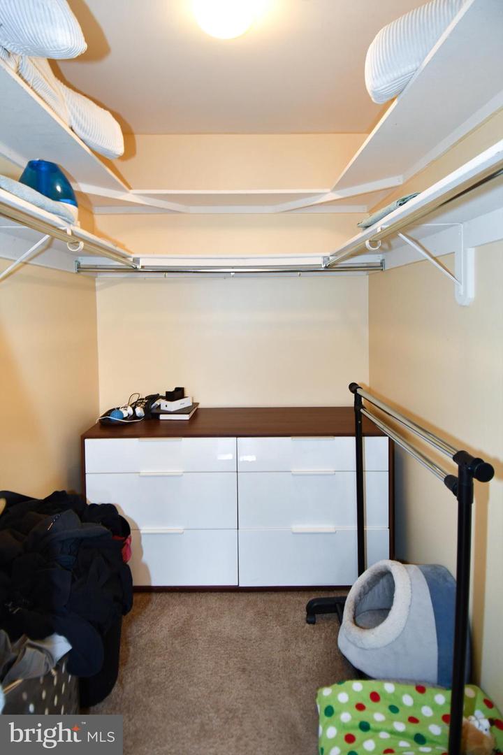 46699 PARAGON TER, STERLING, Virginia 20164, 4 Bedrooms Bedrooms, 8 Rooms Rooms,2 BathroomsBathrooms,Residential,For sale,46699 PARAGON TER,VALO2109434 MLS # VALO2109434