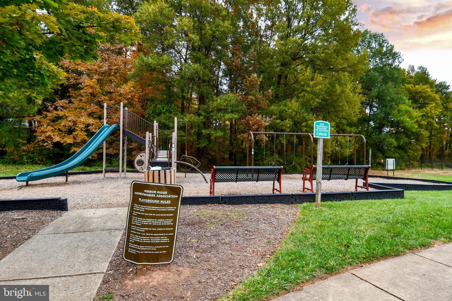 46699 PARAGON TER, STERLING, Virginia 20164, 4 Bedrooms Bedrooms, 8 Rooms Rooms,2 BathroomsBathrooms,Residential,For sale,46699 PARAGON TER,VALO2109434 MLS # VALO2109434