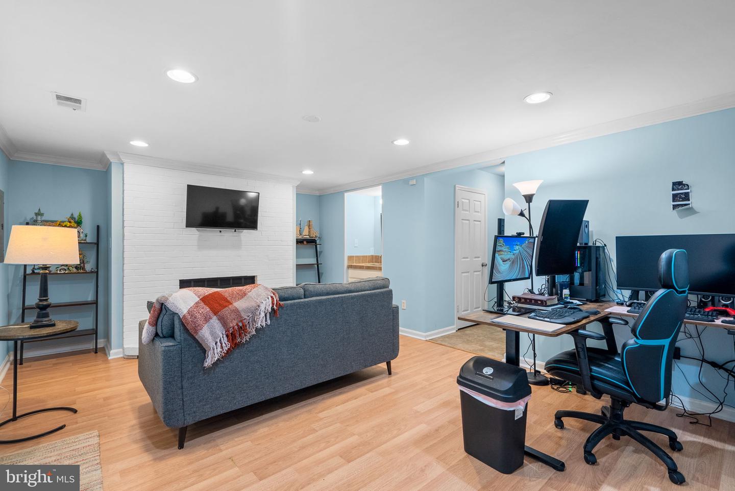 6045 CROWN ROYAL CIR, ALEXANDRIA, Virginia 22310, 3 Bedrooms Bedrooms, ,2 BathroomsBathrooms,Residential,For sale,6045 CROWN ROYAL CIR,VAFX2275024 MLS # VAFX2275024 6045 CROWN ROYAL CIR, ALEXANDRIA, Virginia 22310, 3 Bedrooms Bedrooms, ,2 BathroomsBathrooms,Residential,For sale,6045 CROWN ROYAL CIR,VAFX2275024 MLS # VAFX2275024