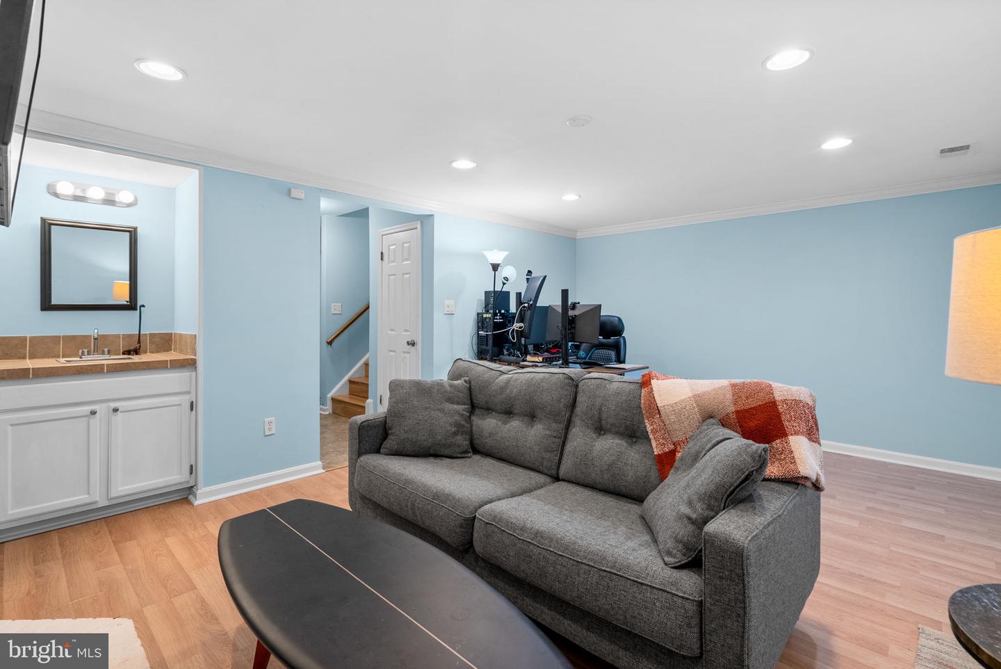 6045 CROWN ROYAL CIR, ALEXANDRIA, Virginia 22310, 3 Bedrooms Bedrooms, ,2 BathroomsBathrooms,Residential,For sale,6045 CROWN ROYAL CIR,VAFX2275024 MLS # VAFX2275024 6045 CROWN ROYAL CIR, ALEXANDRIA, Virginia 22310, 3 Bedrooms Bedrooms, ,2 BathroomsBathrooms,Residential,For sale,6045 CROWN ROYAL CIR,VAFX2275024 MLS # VAFX2275024