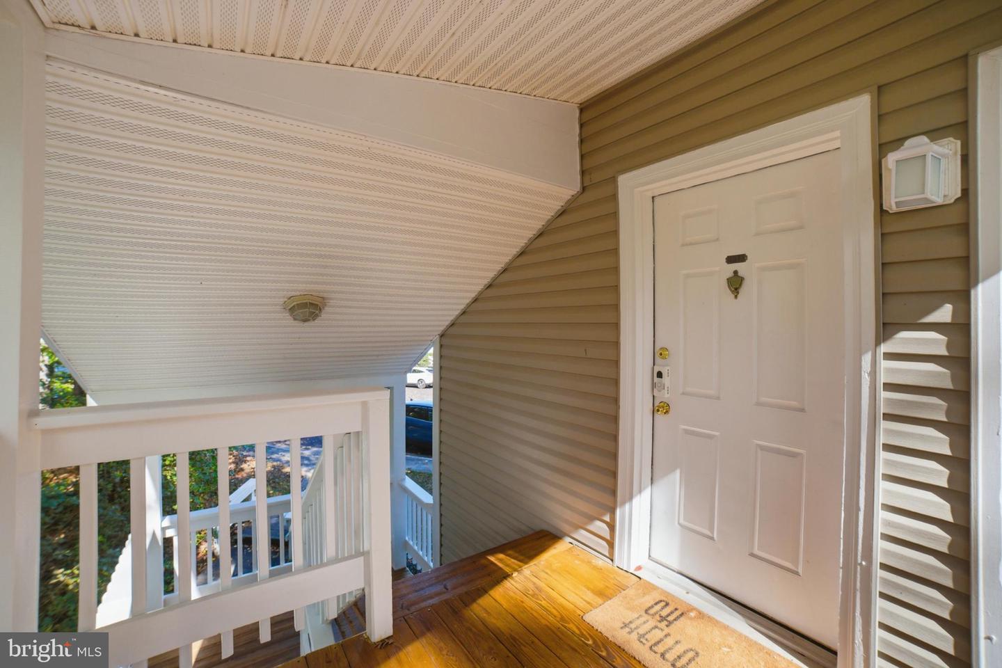 11973 CARDAMOM DR, WOODBRIDGE, Virginia 22192, 2 Bedrooms Bedrooms, 3 Rooms Rooms,1 BathroomBathrooms,Residential,For sale,11973 CARDAMOM DR,VAPW2106242 MLS # VAPW2106242