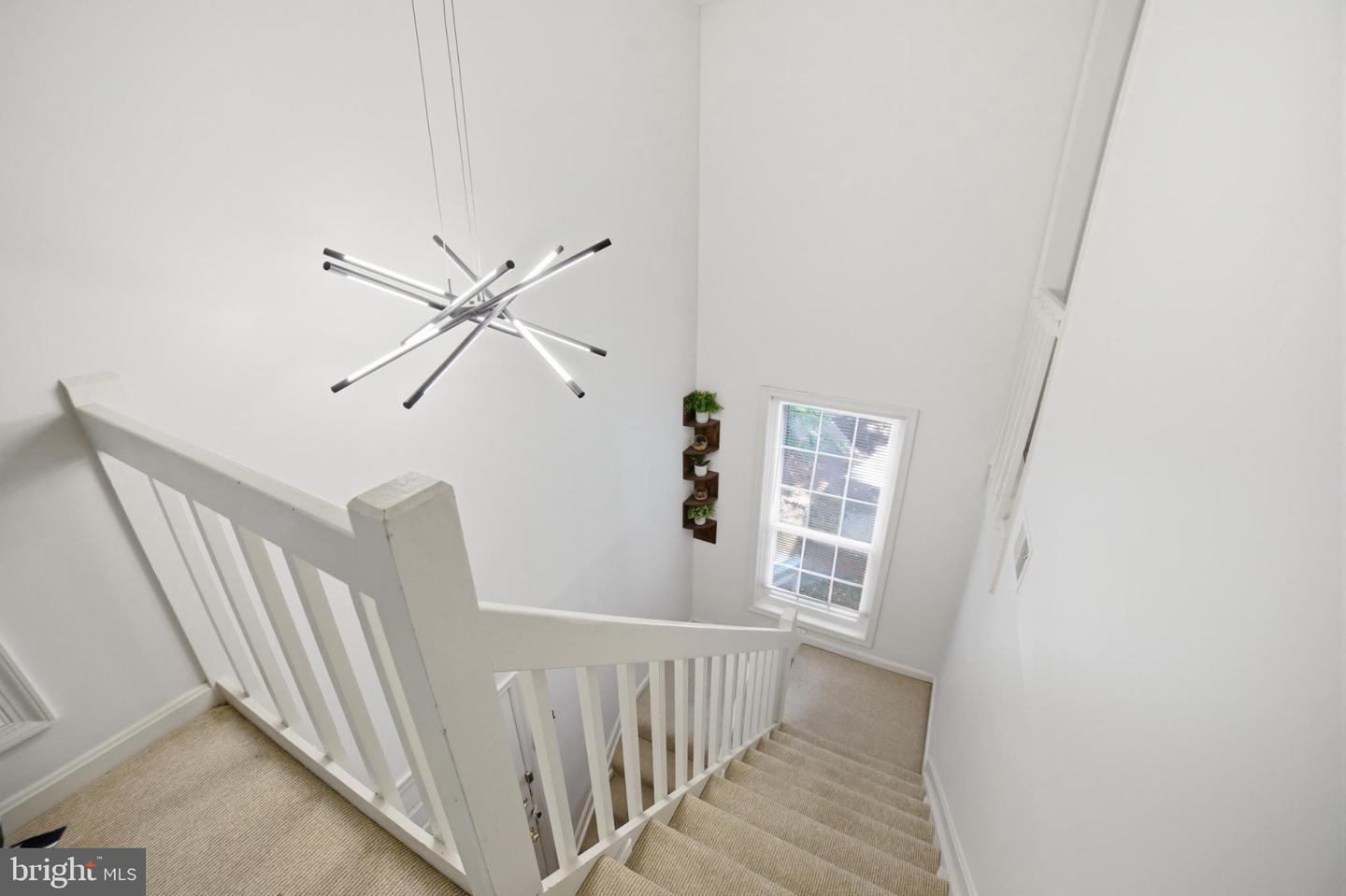 11973 CARDAMOM DR, WOODBRIDGE, Virginia 22192, 2 Bedrooms Bedrooms, 3 Rooms Rooms,1 BathroomBathrooms,Residential,For sale,11973 CARDAMOM DR,VAPW2106242 MLS # VAPW2106242