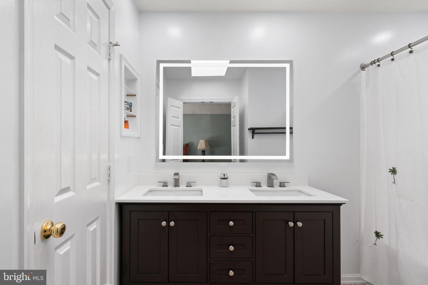 35 WOODS EDGE CT, STAFFORD, Virginia 22554, 5 Bedrooms Bedrooms, ,3 BathroomsBathrooms,Residential,For sale,35 WOODS EDGE CT,VAST2043598 MLS # VAST2043598