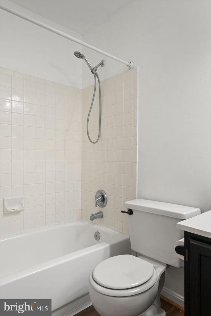 35 WOODS EDGE CT, STAFFORD, Virginia 22554, 5 Bedrooms Bedrooms, ,3 BathroomsBathrooms,Residential,For sale,35 WOODS EDGE CT,VAST2043598 MLS # VAST2043598