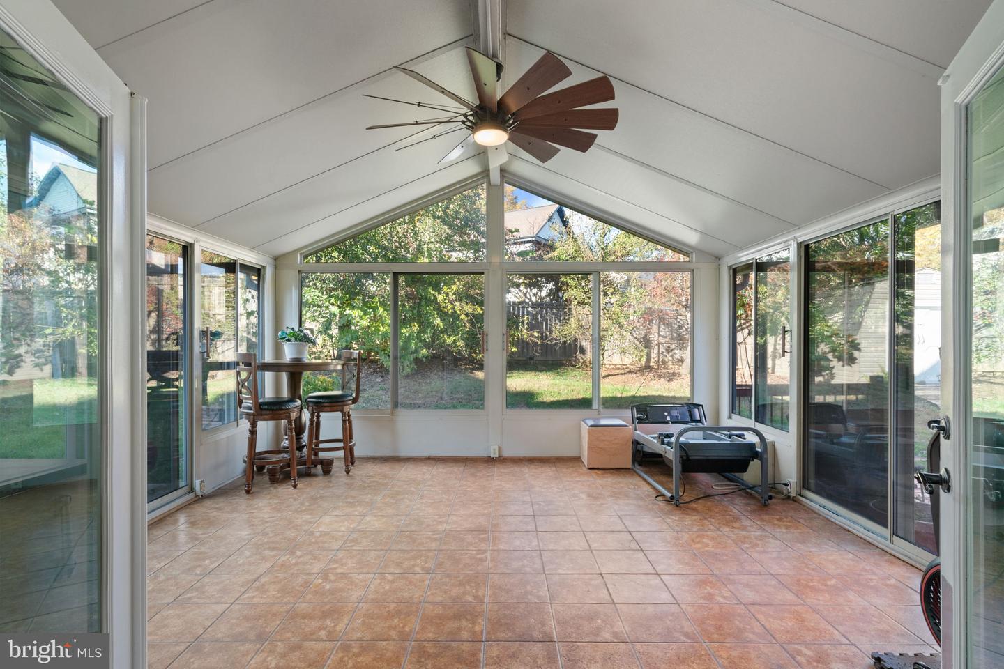 35 WOODS EDGE CT, STAFFORD, Virginia 22554, 5 Bedrooms Bedrooms, ,3 BathroomsBathrooms,Residential,For sale,35 WOODS EDGE CT,VAST2043598 MLS # VAST2043598