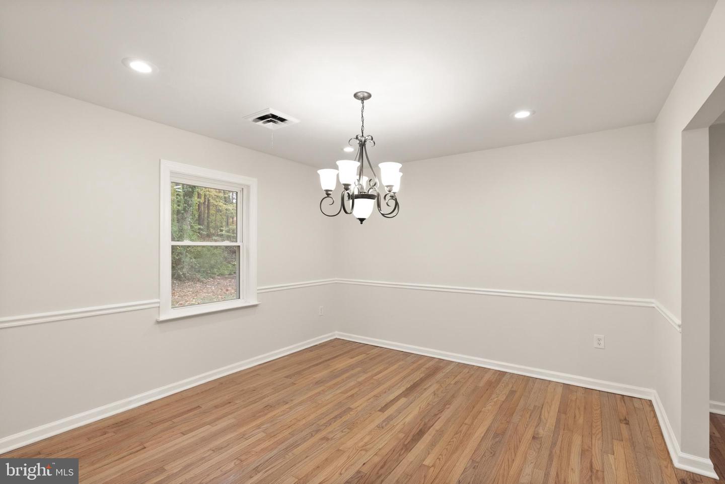 7075 YATES FORD RD, MANASSAS, Virginia 20111, 5 Bedrooms Bedrooms, 9 Rooms Rooms,4 BathroomsBathrooms,Residential,For sale,7075 YATES FORD RD,VAPW2106300 MLS # VAPW2106300 7075 YATES FORD RD, MANASSAS, Virginia 20111, 5 Bedrooms Bedrooms, 9 Rooms Rooms,4 BathroomsBathrooms,Residential,For sale,7075 YATES FORD RD,VAPW2106300 MLS # VAPW2106300