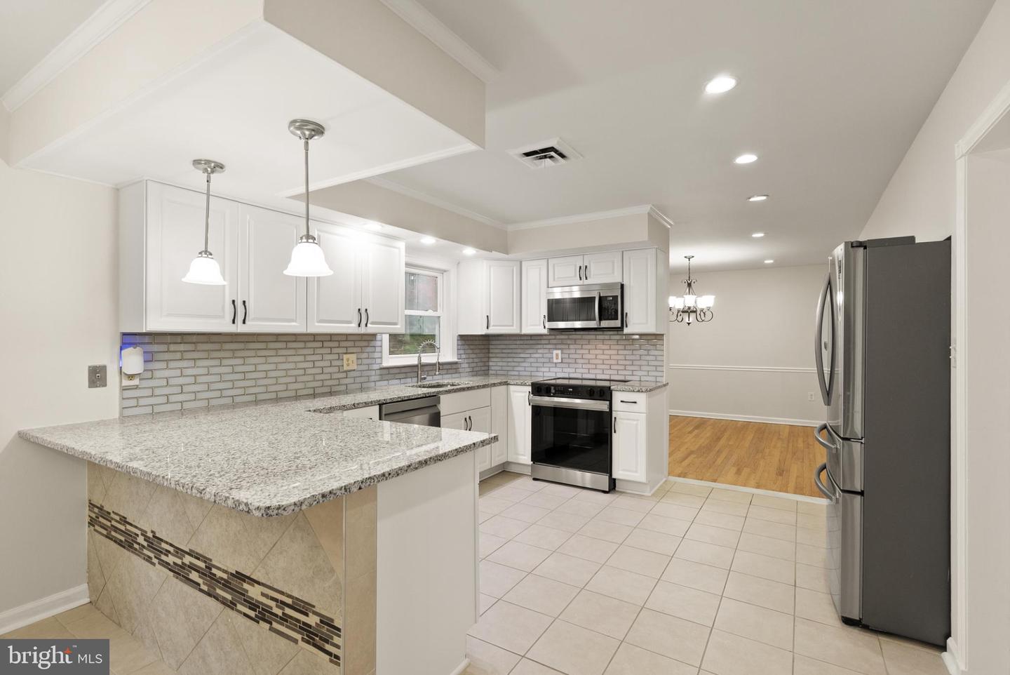 7075 YATES FORD RD, MANASSAS, Virginia 20111, 5 Bedrooms Bedrooms, 9 Rooms Rooms,4 BathroomsBathrooms,Residential,For sale,7075 YATES FORD RD,VAPW2106300 MLS # VAPW2106300 7075 YATES FORD RD, MANASSAS, Virginia 20111, 5 Bedrooms Bedrooms, 9 Rooms Rooms,4 BathroomsBathrooms,Residential,For sale,7075 YATES FORD RD,VAPW2106300 MLS # VAPW2106300