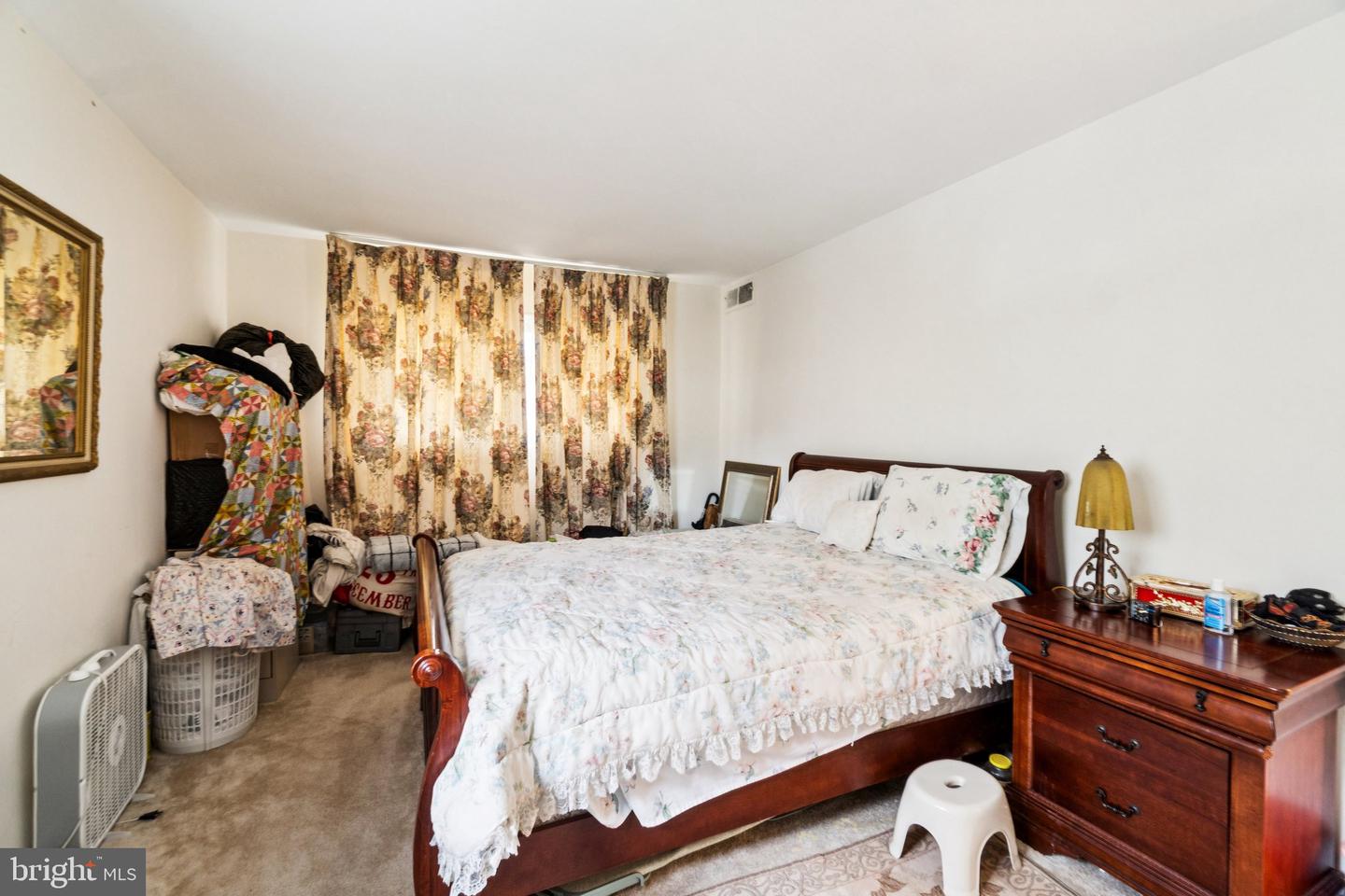 7370 LEE HWY #204, FALLS CHURCH, Virginia 22046, 2 Bedrooms Bedrooms, ,1 BathroomBathrooms,Residential,For sale,7370 LEE HWY #204,VAFX2275836 MLS # VAFX2275836 7370 LEE HWY #204, FALLS CHURCH, Virginia 22046, 2 Bedrooms Bedrooms, ,1 BathroomBathrooms,Residential,For sale,7370 LEE HWY #204,VAFX2275836 MLS # VAFX2275836