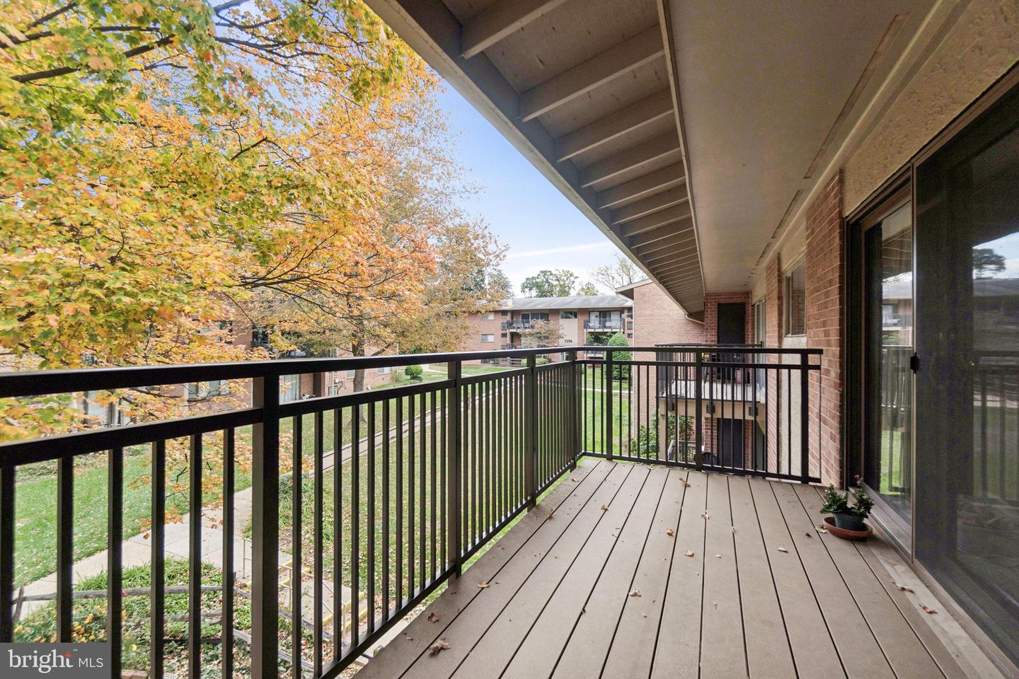 7370 LEE HWY #204, FALLS CHURCH, Virginia 22046, 2 Bedrooms Bedrooms, ,1 BathroomBathrooms,Residential,For sale,7370 LEE HWY #204,VAFX2275836 MLS # VAFX2275836 7370 LEE HWY #204, FALLS CHURCH, Virginia 22046, 2 Bedrooms Bedrooms, ,1 BathroomBathrooms,Residential,For sale,7370 LEE HWY #204,VAFX2275836 MLS # VAFX2275836