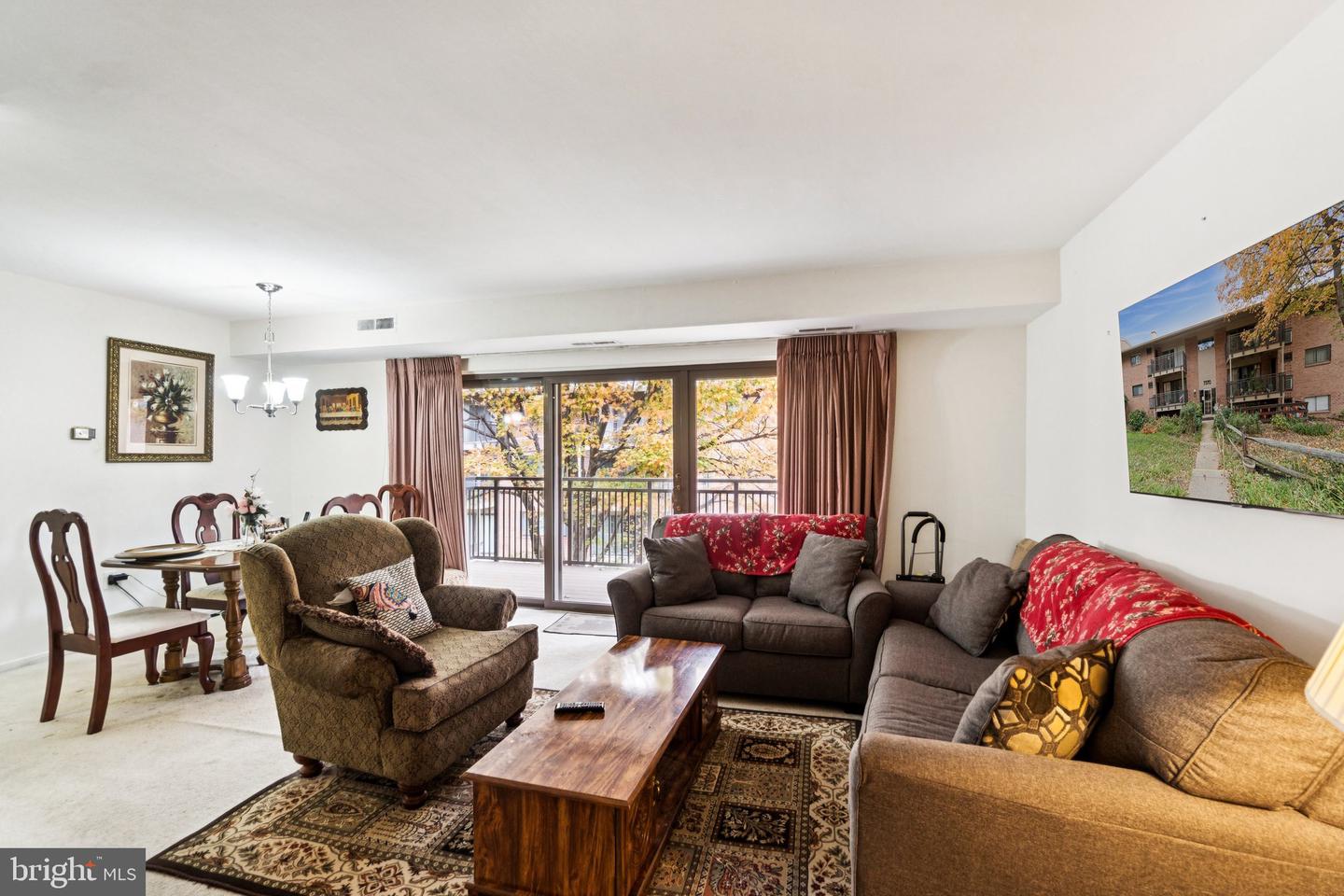 7370 LEE HWY #204, FALLS CHURCH, Virginia 22046, 2 Bedrooms Bedrooms, ,1 BathroomBathrooms,Residential,For sale,7370 LEE HWY #204,VAFX2275836 MLS # VAFX2275836 7370 LEE HWY #204, FALLS CHURCH, Virginia 22046, 2 Bedrooms Bedrooms, ,1 BathroomBathrooms,Residential,For sale,7370 LEE HWY #204,VAFX2275836 MLS # VAFX2275836