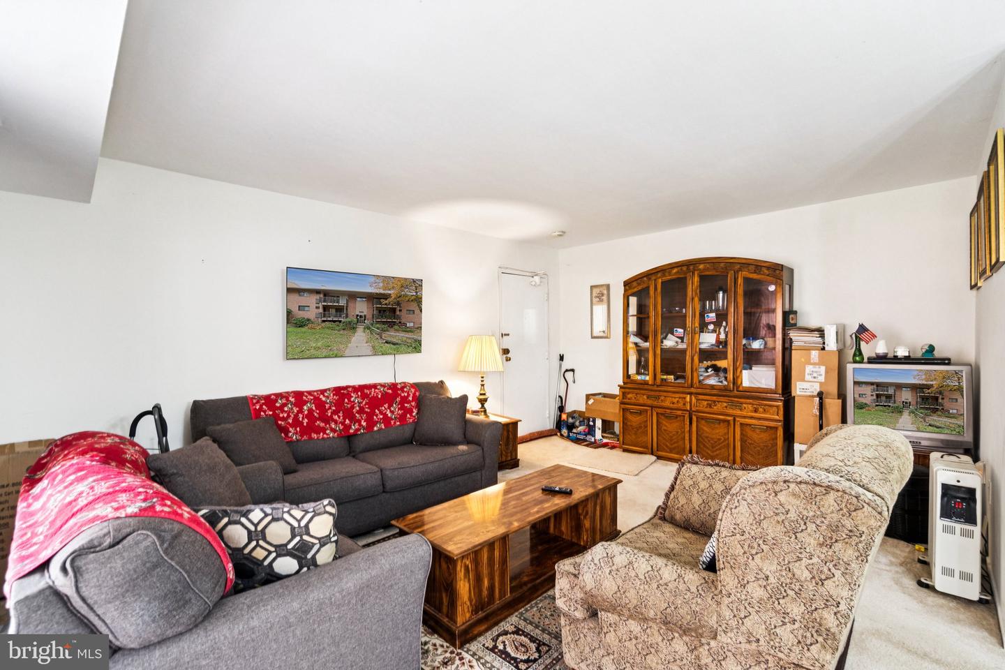 7370 LEE HWY #204, FALLS CHURCH, Virginia 22046, 2 Bedrooms Bedrooms, ,1 BathroomBathrooms,Residential,For sale,7370 LEE HWY #204,VAFX2275836 MLS # VAFX2275836 7370 LEE HWY #204, FALLS CHURCH, Virginia 22046, 2 Bedrooms Bedrooms, ,1 BathroomBathrooms,Residential,For sale,7370 LEE HWY #204,VAFX2275836 MLS # VAFX2275836