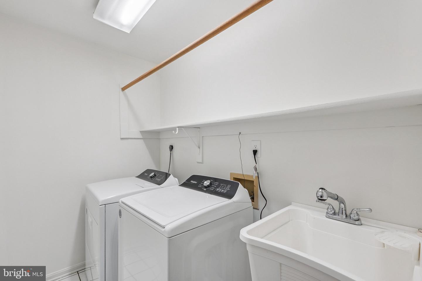 15056 BROWN POST LN, CENTREVILLE, Virginia 20121, 5 Bedrooms Bedrooms, ,3 BathroomsBathrooms,Residential,For sale,15056 BROWN POST LN,VAFX2275970 MLS # VAFX2275970 15056 BROWN POST LN, CENTREVILLE, Virginia 20121, 5 Bedrooms Bedrooms, ,3 BathroomsBathrooms,Residential,For sale,15056 BROWN POST LN,VAFX2275970 MLS # VAFX2275970