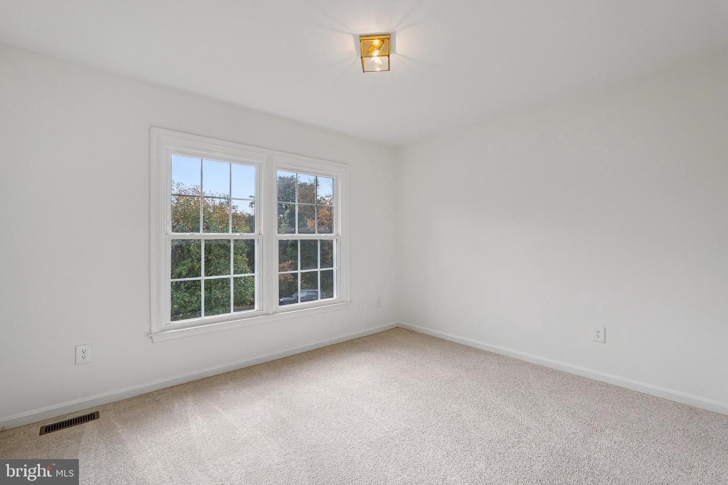 15056 BROWN POST LN, CENTREVILLE, Virginia 20121, 5 Bedrooms Bedrooms, ,3 BathroomsBathrooms,Residential,For sale,15056 BROWN POST LN,VAFX2275970 MLS # VAFX2275970 15056 BROWN POST LN, CENTREVILLE, Virginia 20121, 5 Bedrooms Bedrooms, ,3 BathroomsBathrooms,Residential,For sale,15056 BROWN POST LN,VAFX2275970 MLS # VAFX2275970