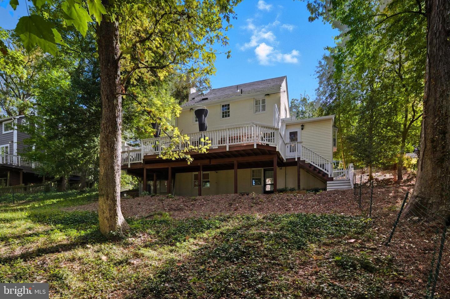 6032 GROVE DR, ALEXANDRIA, Virginia 22307, 3 Bedrooms Bedrooms, ,3 BathroomsBathrooms,Residential,For sale,6032 GROVE DR,VAFX2275974 MLS # VAFX2275974