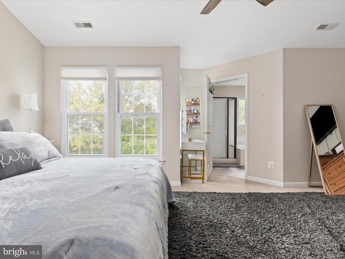 7002 MANAHOAC PL, GAINESVILLE, Virginia 20155, 3 Bedrooms Bedrooms, ,2 BathroomsBathrooms,Residential,For sale,7002 MANAHOAC PL,VAPW2106660 MLS # VAPW2106660