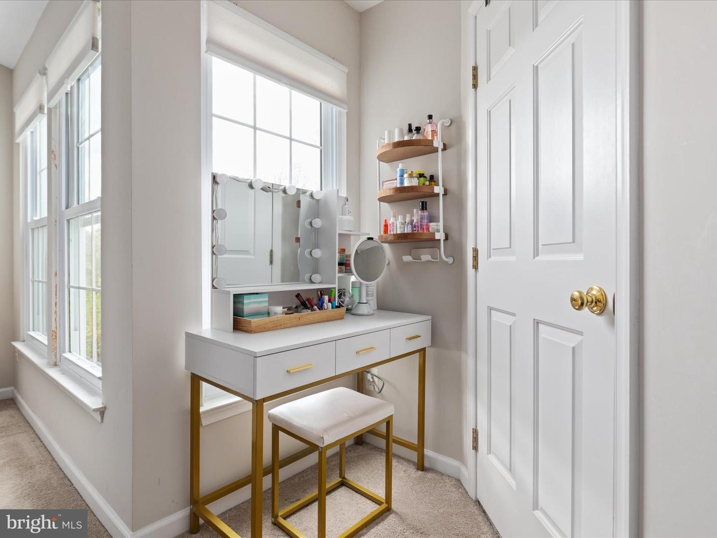 7002 MANAHOAC PL, GAINESVILLE, Virginia 20155, 3 Bedrooms Bedrooms, ,2 BathroomsBathrooms,Residential,For sale,7002 MANAHOAC PL,VAPW2106660 MLS # VAPW2106660