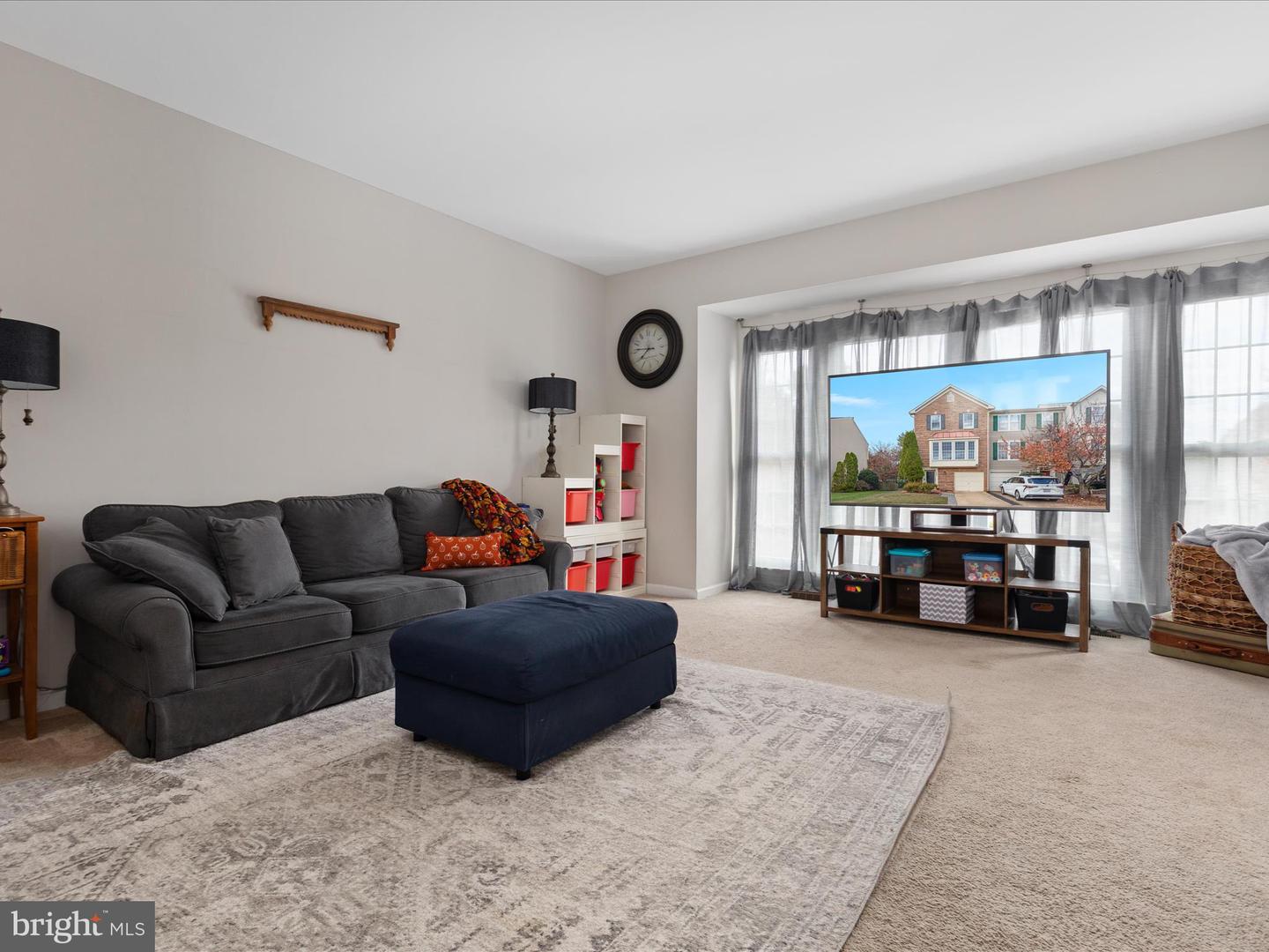 7002 MANAHOAC PL, GAINESVILLE, Virginia 20155, 3 Bedrooms Bedrooms, ,2 BathroomsBathrooms,Residential,For sale,7002 MANAHOAC PL,VAPW2106660 MLS # VAPW2106660