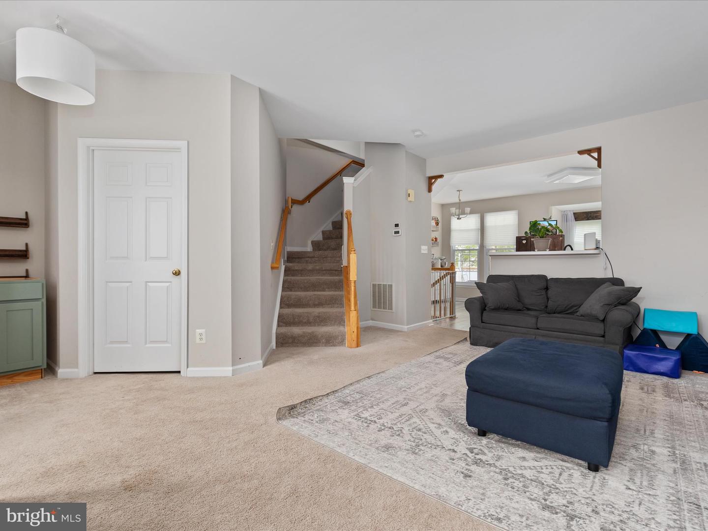 7002 MANAHOAC PL, GAINESVILLE, Virginia 20155, 3 Bedrooms Bedrooms, ,2 BathroomsBathrooms,Residential,For sale,7002 MANAHOAC PL,VAPW2106660 MLS # VAPW2106660