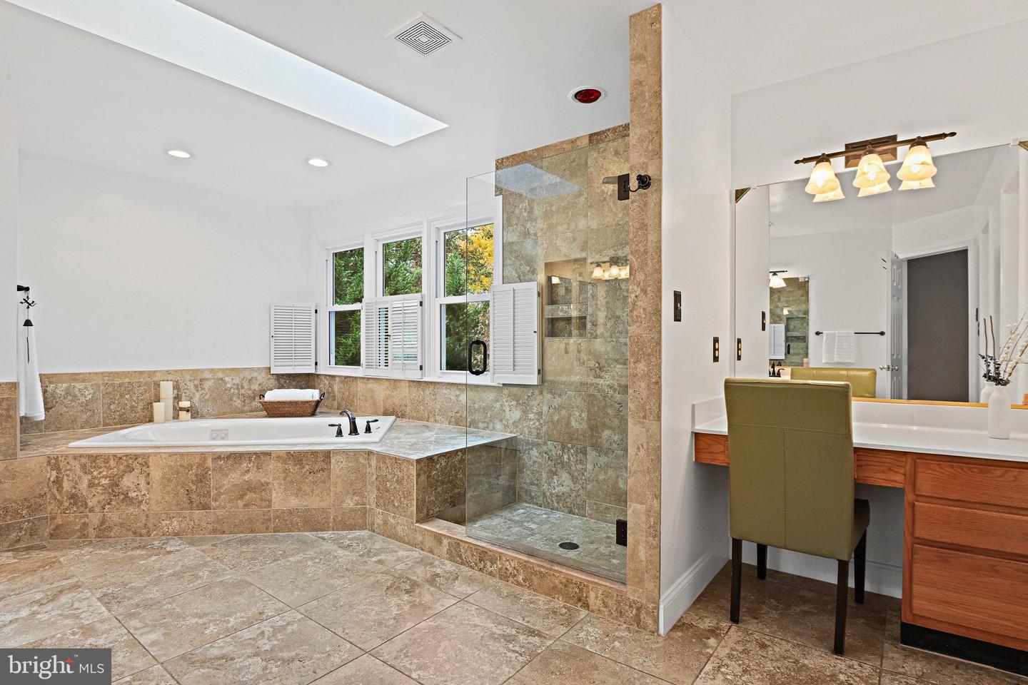 2913 MOTHER WELL CT, HERNDON, Virginia 20171, 4 Bedrooms Bedrooms, ,4 BathroomsBathrooms,Residential,For sale,2913 MOTHER WELL CT,VAFX2276200 MLS # VAFX2276200