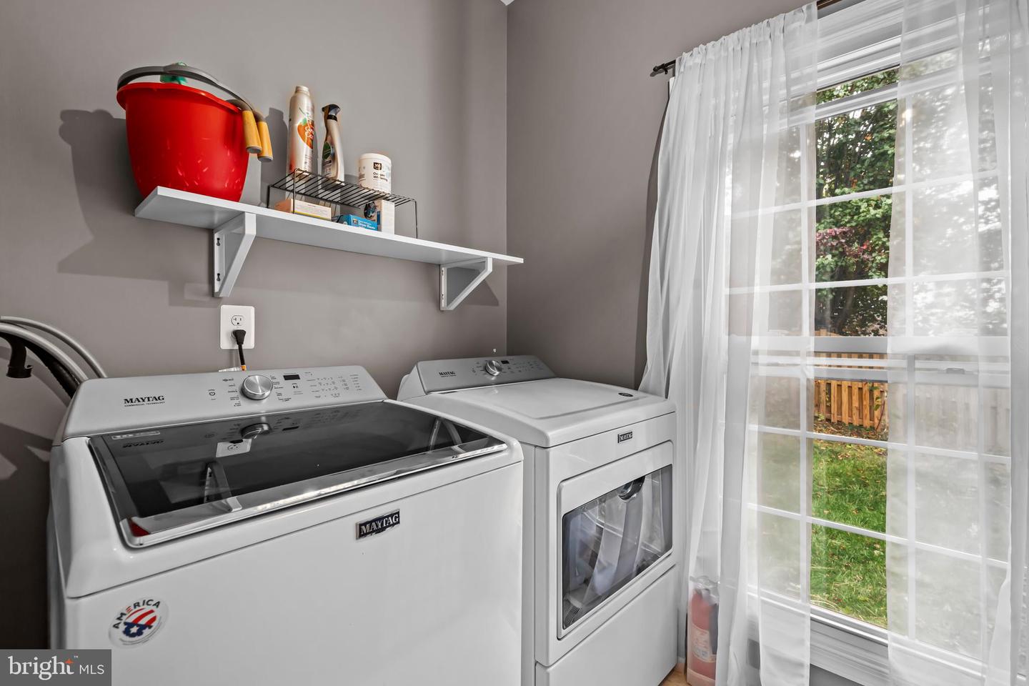 13127 FROG HOLLOW CT, HERNDON, Virginia 20171, 4 Bedrooms Bedrooms, ,3 BathroomsBathrooms,Residential,For sale,13127 FROG HOLLOW CT,VAFX2276222 MLS # VAFX2276222