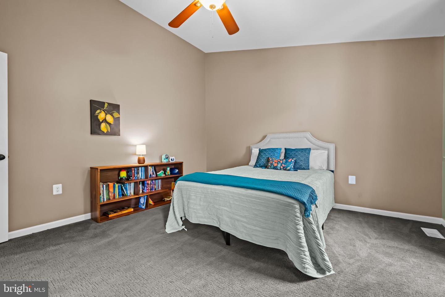 13127 FROG HOLLOW CT, HERNDON, Virginia 20171, 4 Bedrooms Bedrooms, ,3 BathroomsBathrooms,Residential,For sale,13127 FROG HOLLOW CT,VAFX2276222 MLS # VAFX2276222