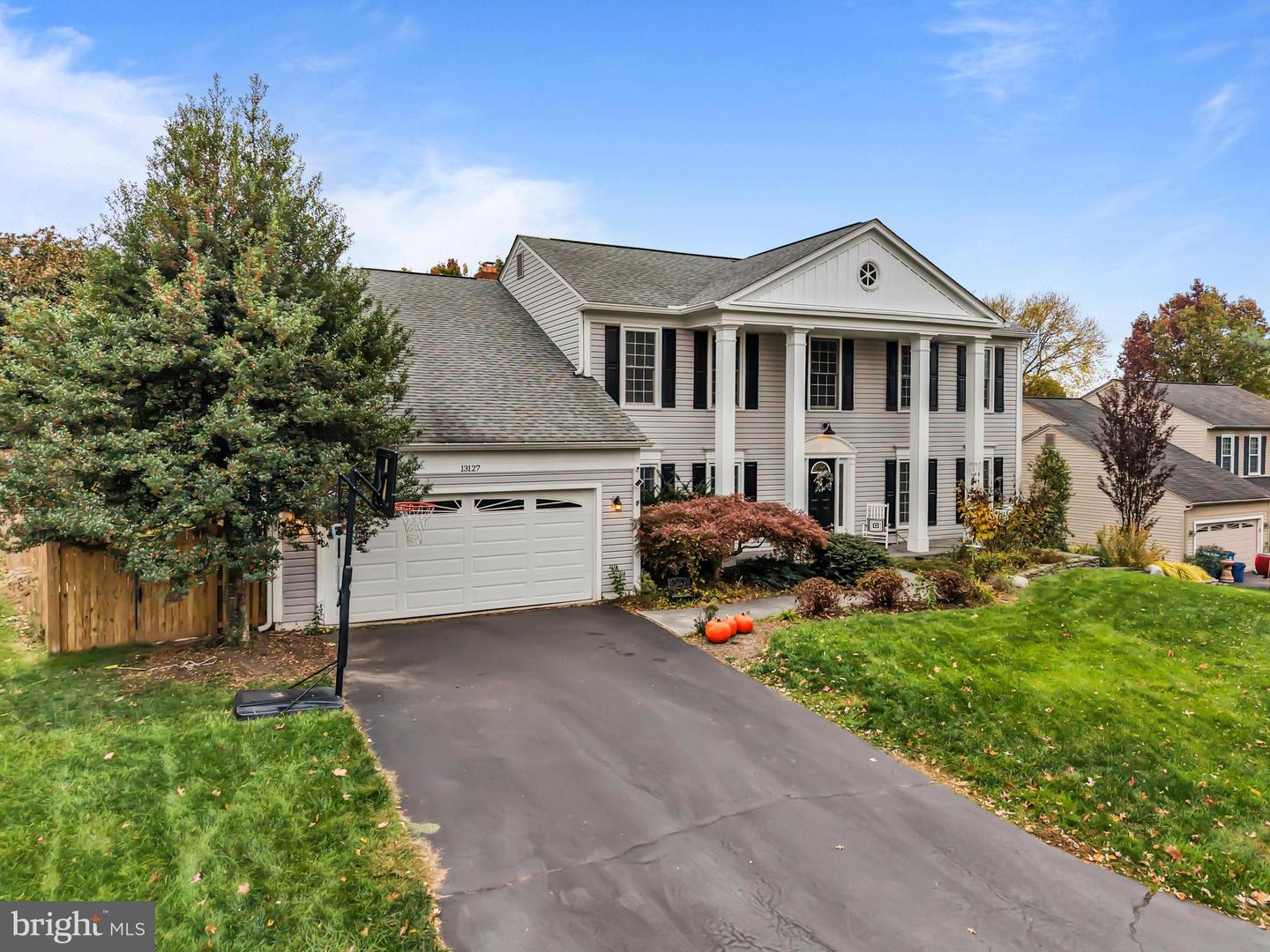 13127 FROG HOLLOW CT, HERNDON, Virginia 20171, 4 Bedrooms Bedrooms, ,3 BathroomsBathrooms,Residential,For sale,13127 FROG HOLLOW CT,VAFX2276222 MLS # VAFX2276222