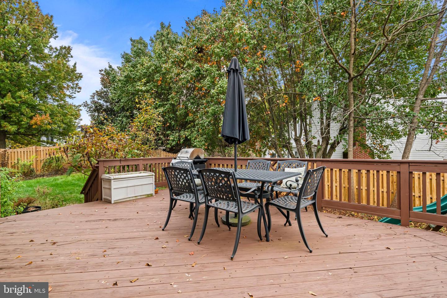 13127 FROG HOLLOW CT, HERNDON, Virginia 20171, 4 Bedrooms Bedrooms, ,3 BathroomsBathrooms,Residential,For sale,13127 FROG HOLLOW CT,VAFX2276222 MLS # VAFX2276222