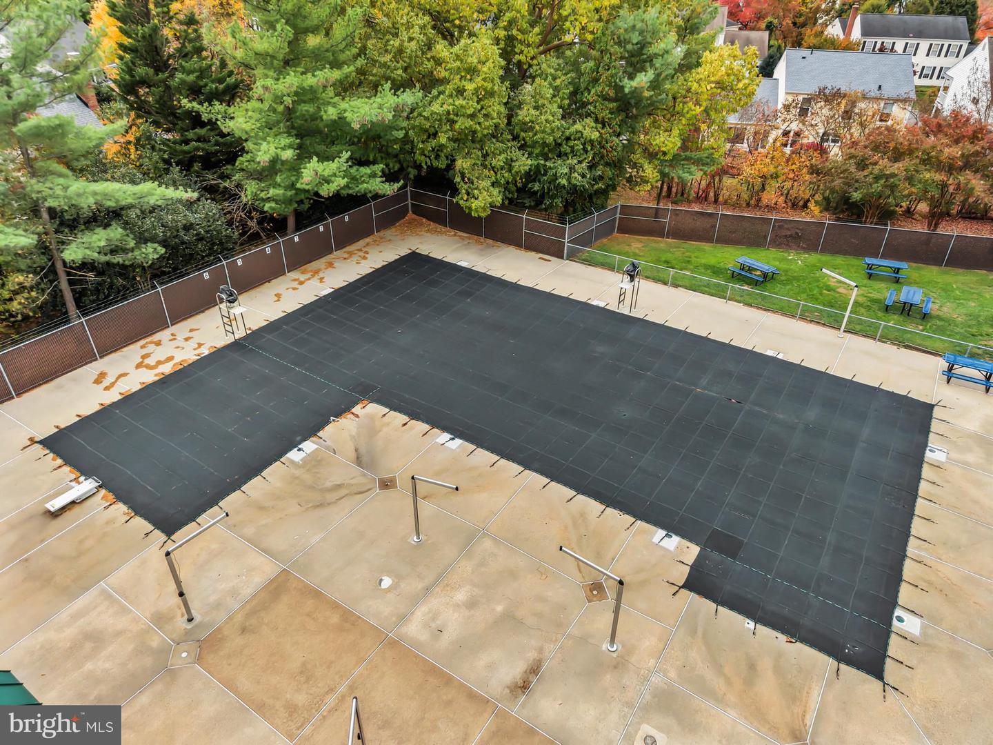 13127 FROG HOLLOW CT, HERNDON, Virginia 20171, 4 Bedrooms Bedrooms, ,3 BathroomsBathrooms,Residential,For sale,13127 FROG HOLLOW CT,VAFX2276222 MLS # VAFX2276222